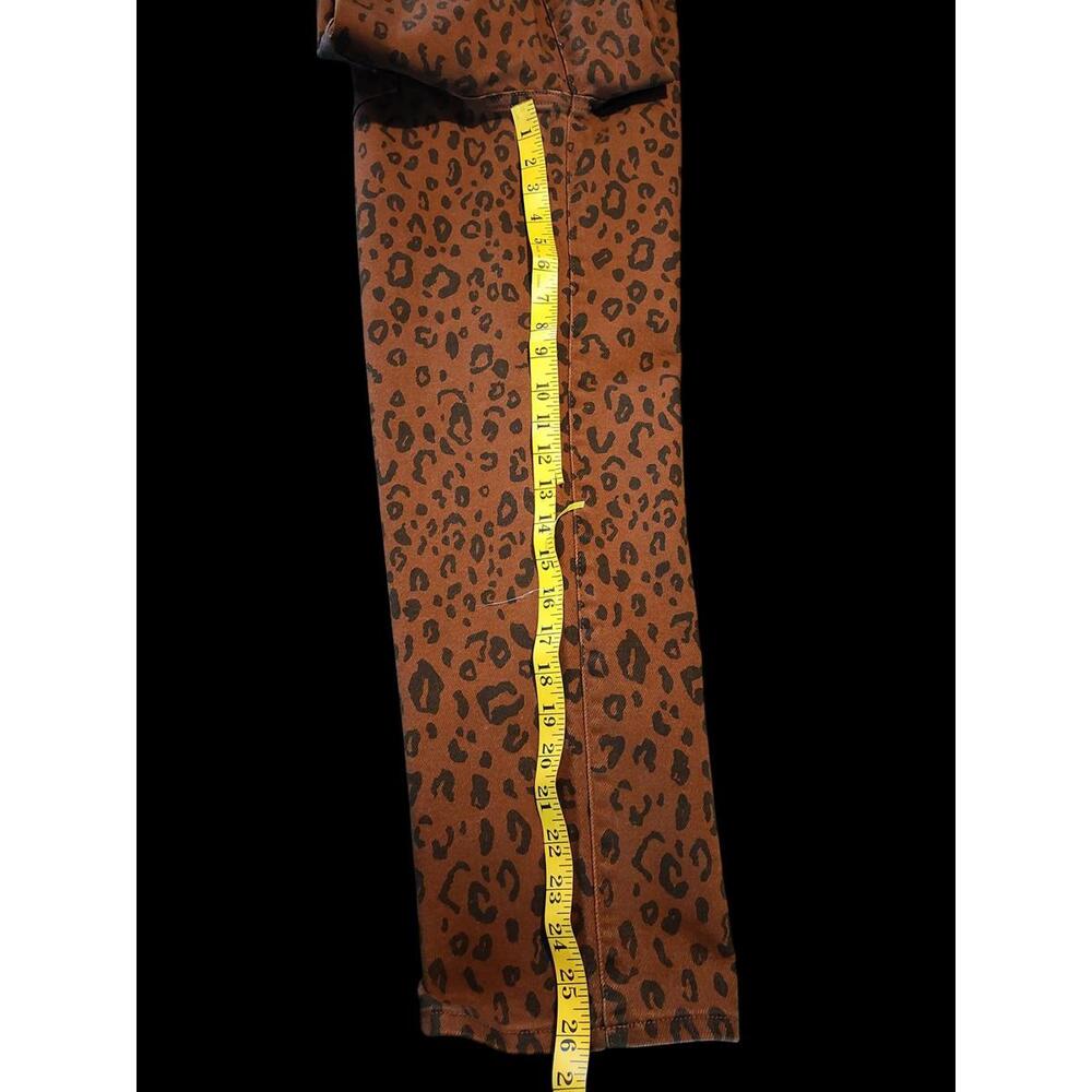 Universal Thread Brown Leopard Print Wide-Leg Jea… - image 8